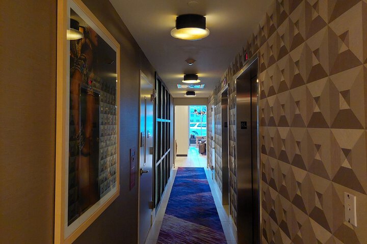 Hotel Interior 7 of 43