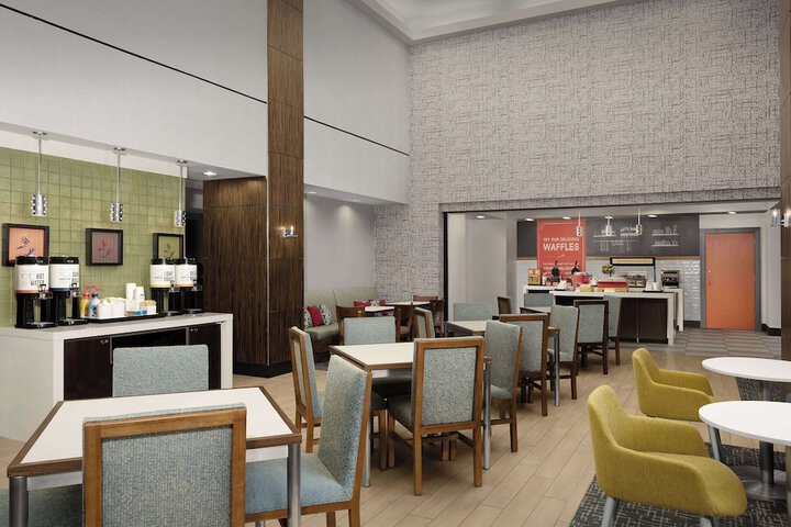Hampton Inn & Suites Orlando-North / Altamonte Springs