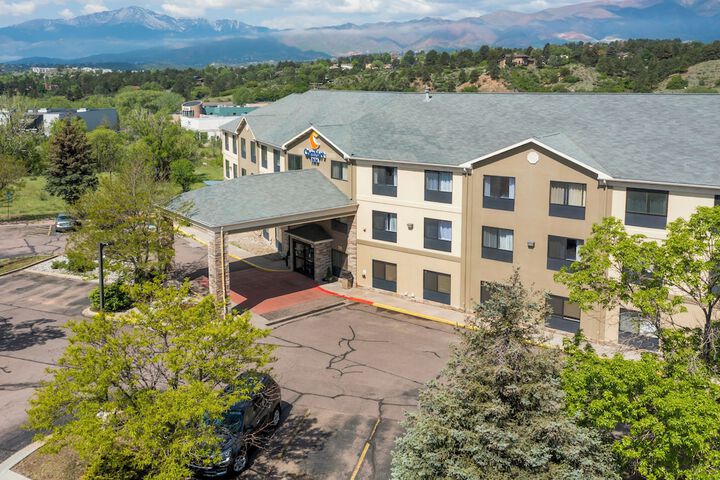 Comfort Inn North - Air Force Academy Area