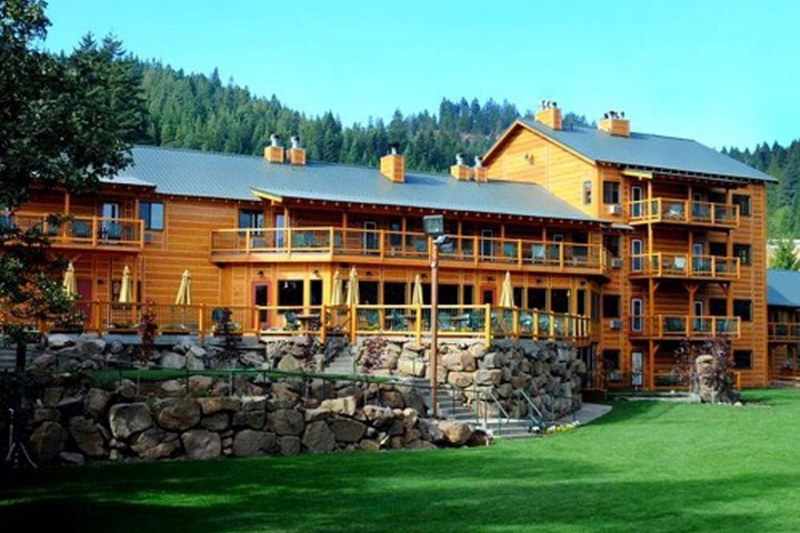 Callahans Mountain Lodge