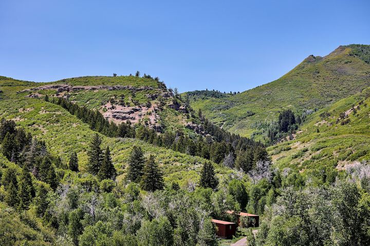 The Lodge at Blue Sky Auberge Collection