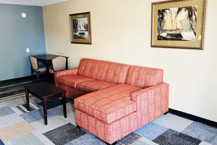 Room 32 of 64