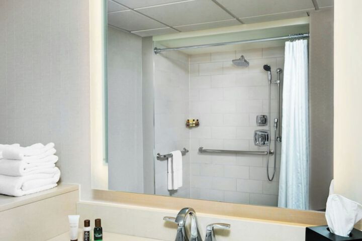 Memphis Riverline Hotel