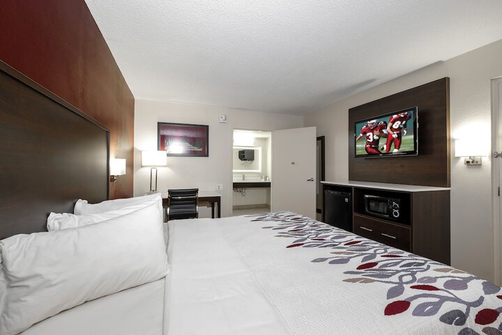 Room 34 of 37