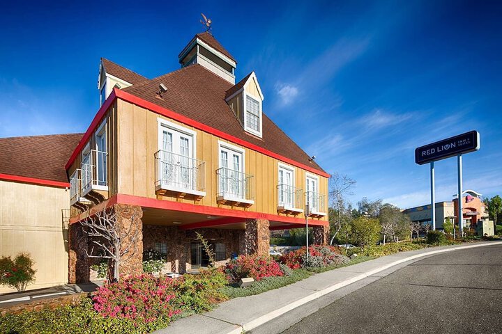 Hotel 5 of 27