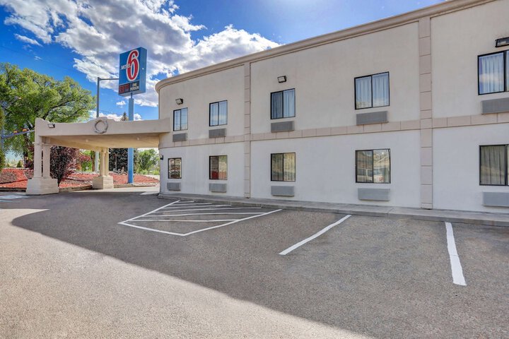 Motel 6 Espanola NM