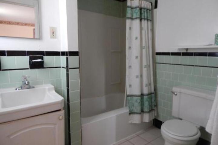 Room 10 of 23