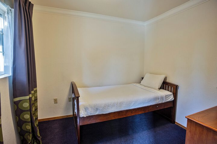 Room 19 of 87