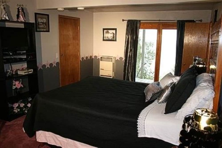 Room 35 of 56