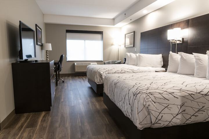 Room 29 of 53