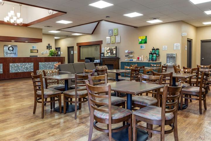 Quality Inn & Suites Zanesville City Center