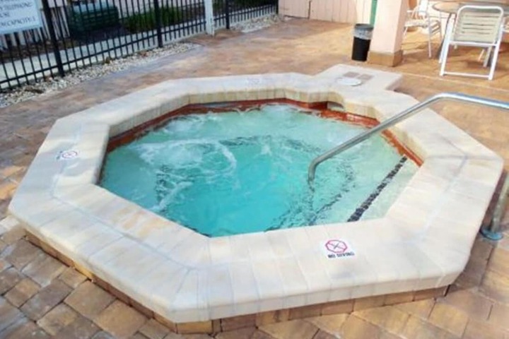 Pool 5 of 35