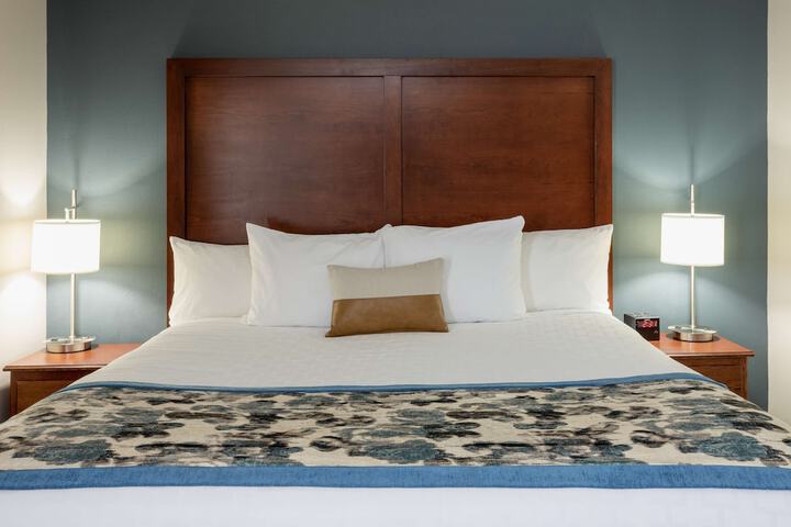 Grandstay Residential Suites Hotel - Sheboygan