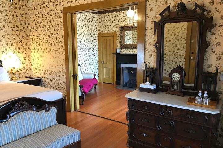 Room 48 of 72