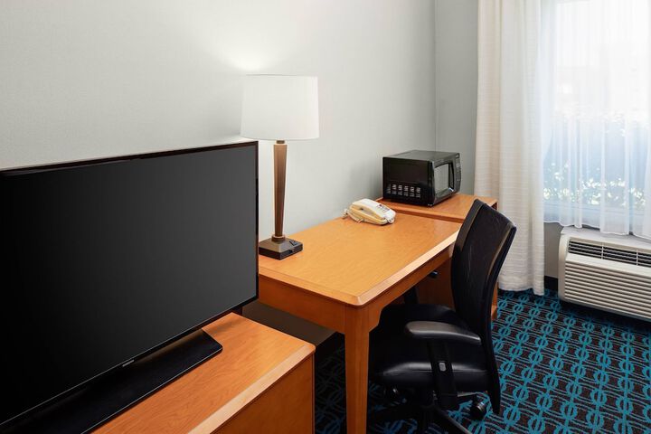 Room 15 of 22