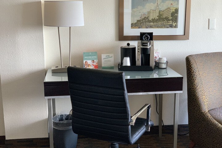 Room 21 of 65