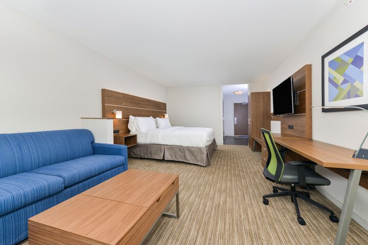 Holiday Inn Express & Suites Ogallala by IHG