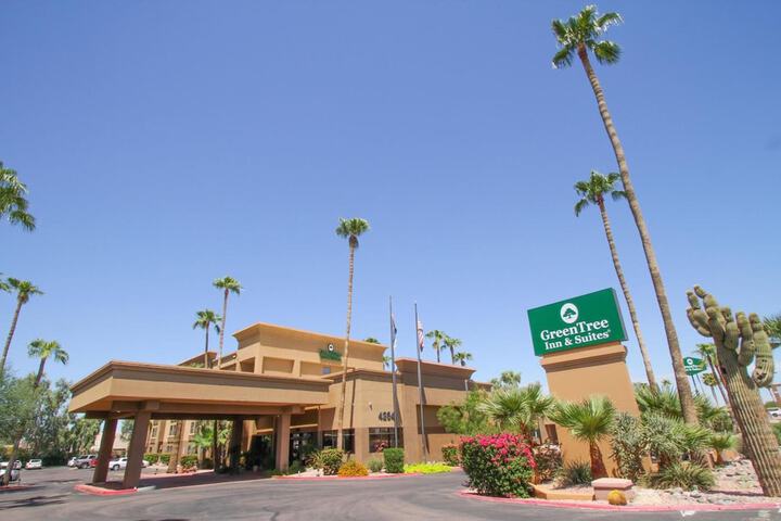 Hotel 2 of 43