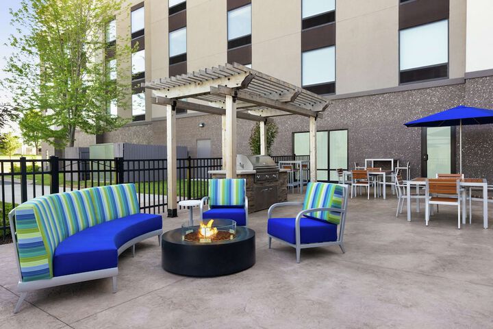 Terrace/Patio 38 of 40