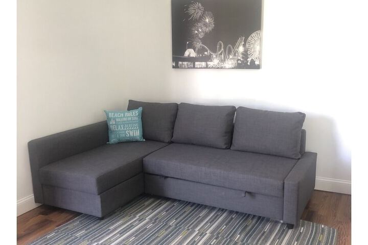 Room 52 of 57