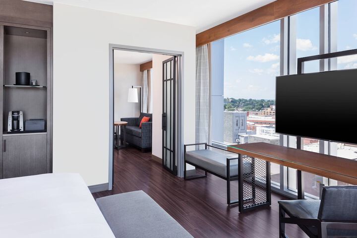 Room 29 of 89