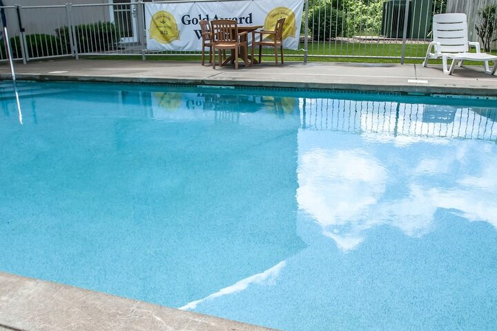 Pool 9 of 43