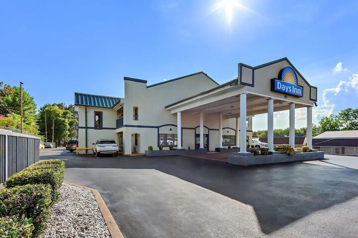 Days Inn by Wyndham Lexington
