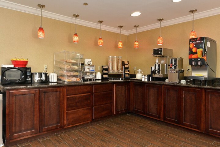 Breakfast/Coffee Service 22 of 23