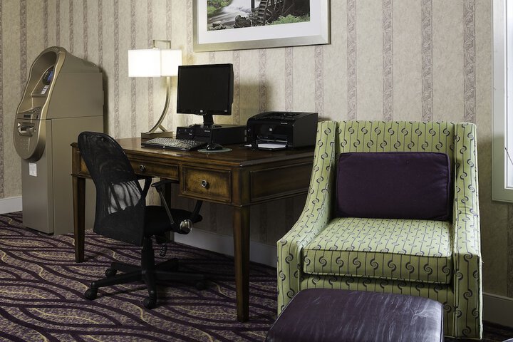 Smart Suites an Ascend Collection Hotel
