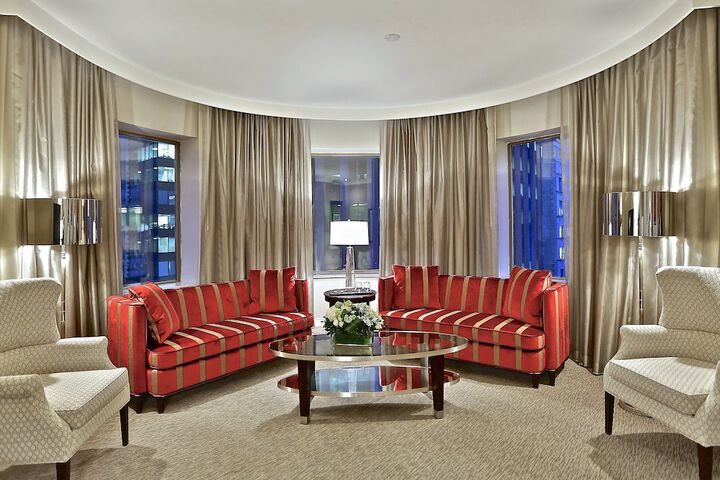 Room 74 of 111