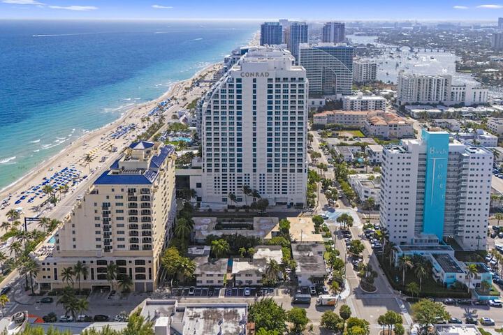 Conrad Fort Lauderdale Beach