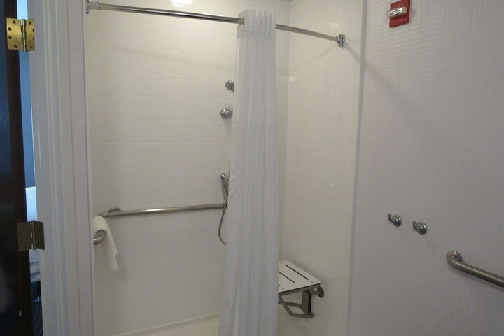 Room 36 of 169