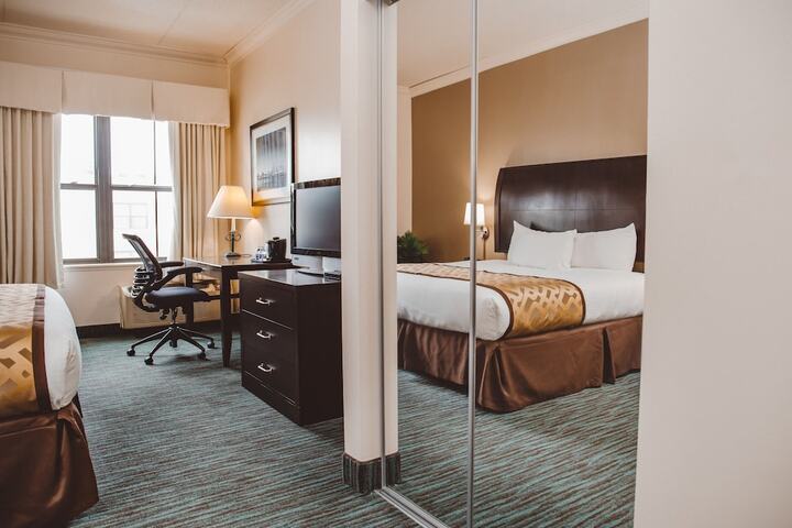 Room 21 of 62