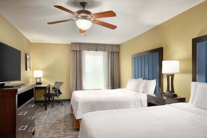 Room 34 of 66