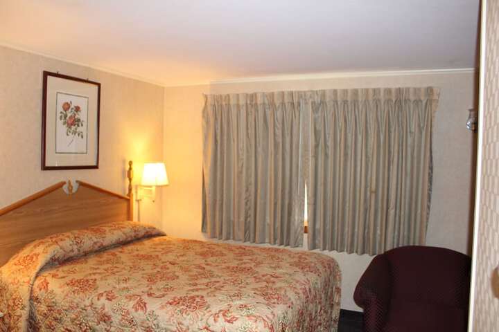 Room 12 of 15