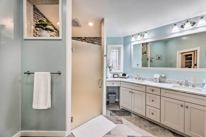 Modern Marlinton Home w / Hot Tub & Mtn Views!