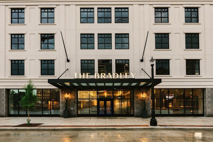 Hotel 2 of 46