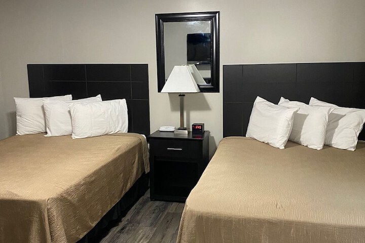 Room 3 of 11