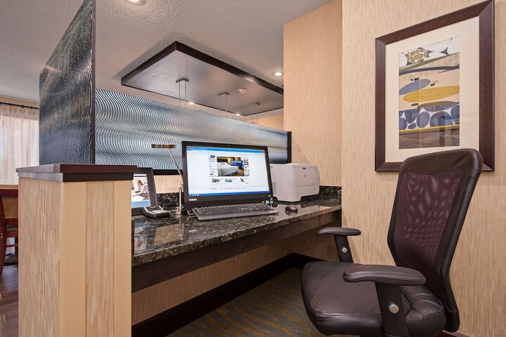 Business Center 24 of 24