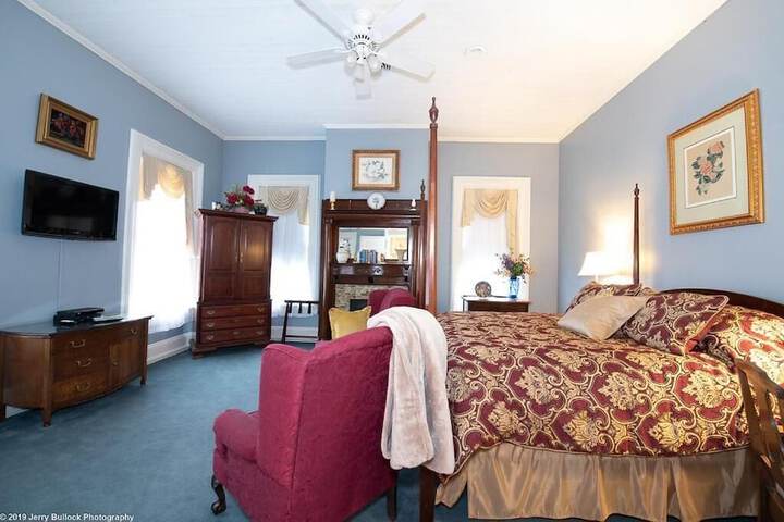 Room 40 of 54