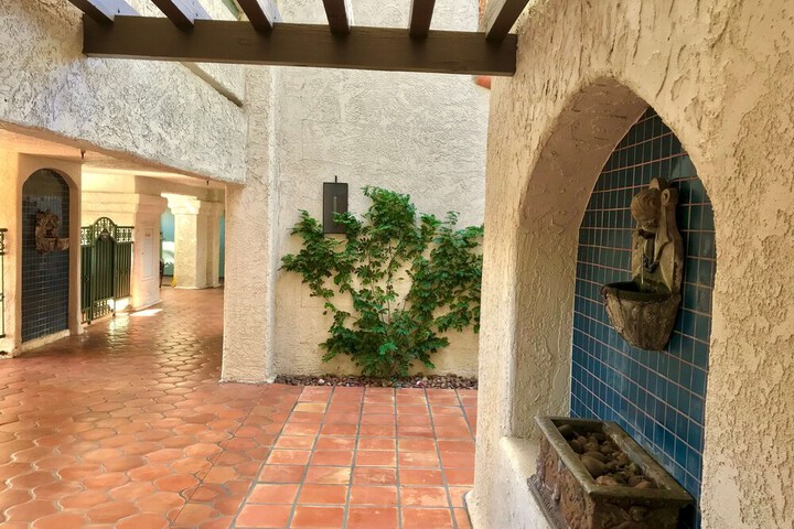 Best Western Plus Las Brisas Hotel