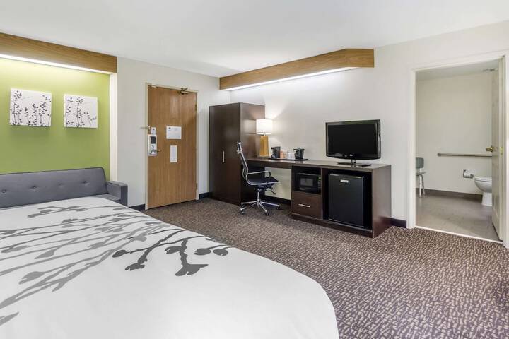 Room 22 of 67