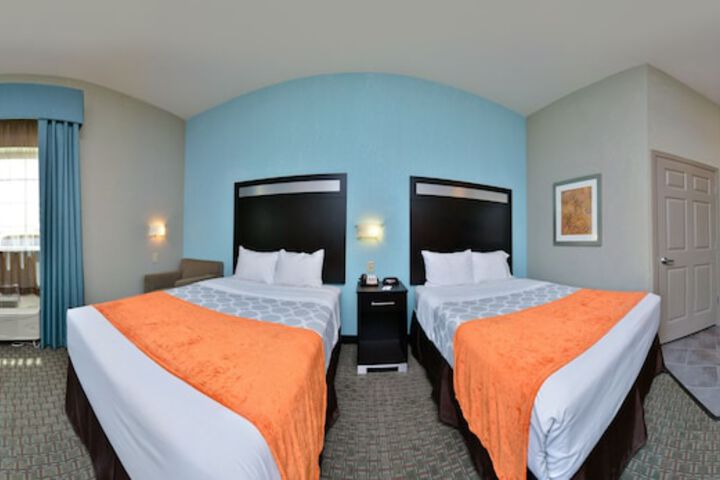 Room 14 of 34
