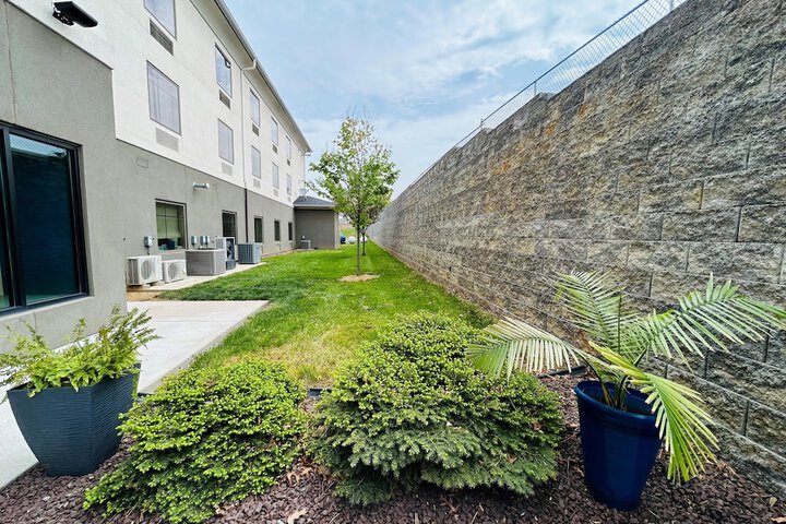 Holiday Inn Express & Suites Shippensburg by IHG