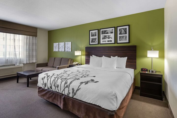 Sleep Inn & Suites Pleasant Hill - Des Moines