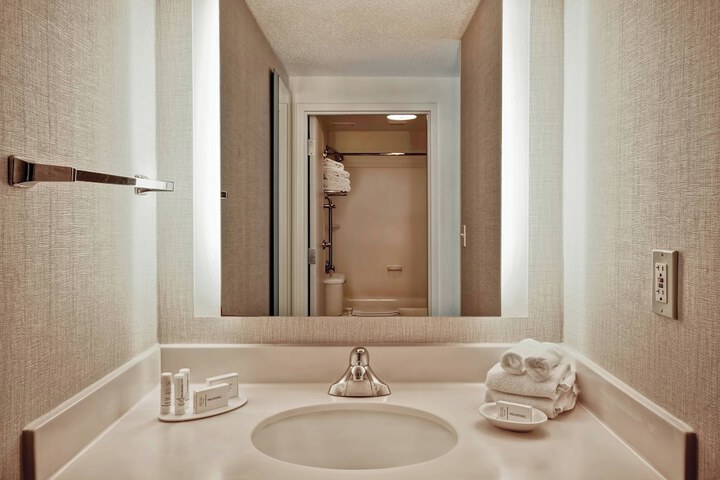 SpringHill Suites by Marriott Baltimore BWI Airport