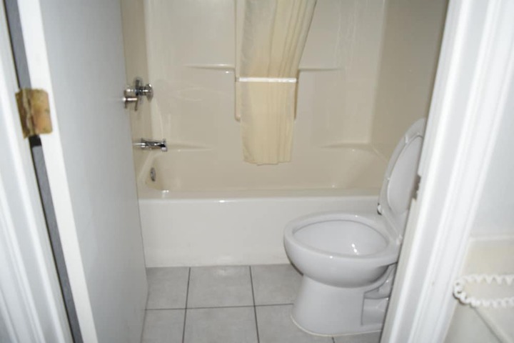 Room 30 of 53
