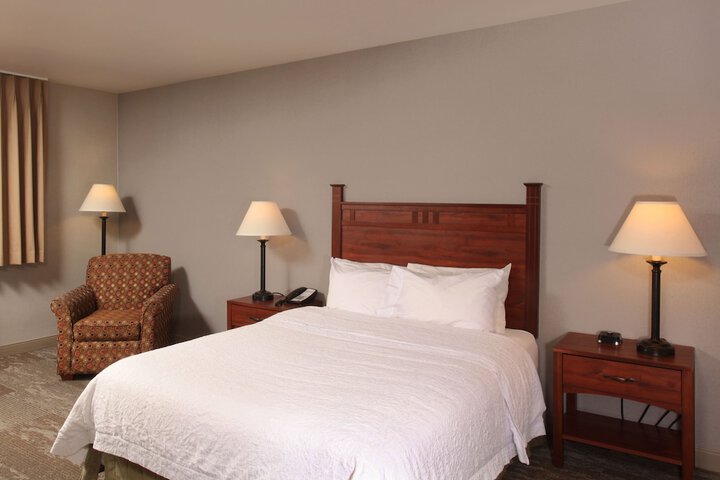 Room 40 of 93