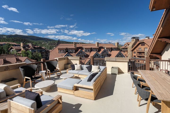 Madeline Hotel & Residences Auberge Collection