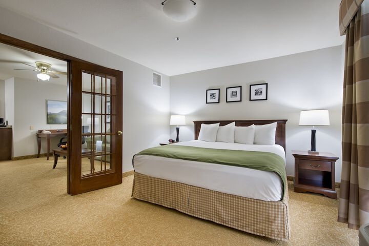 Country Inn & Suites by Radisson Greeley, CO